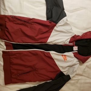 North face lined windbreaker
